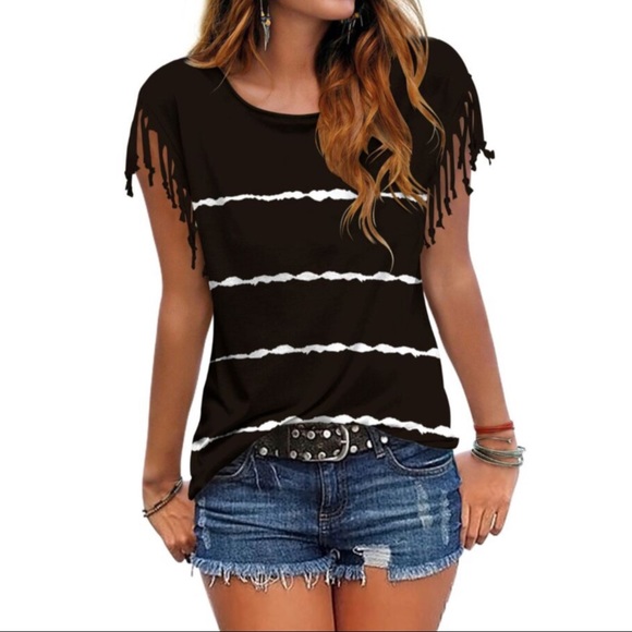 Tops - 💥 Tassel Sleeve Black & White Striped T-Shirt